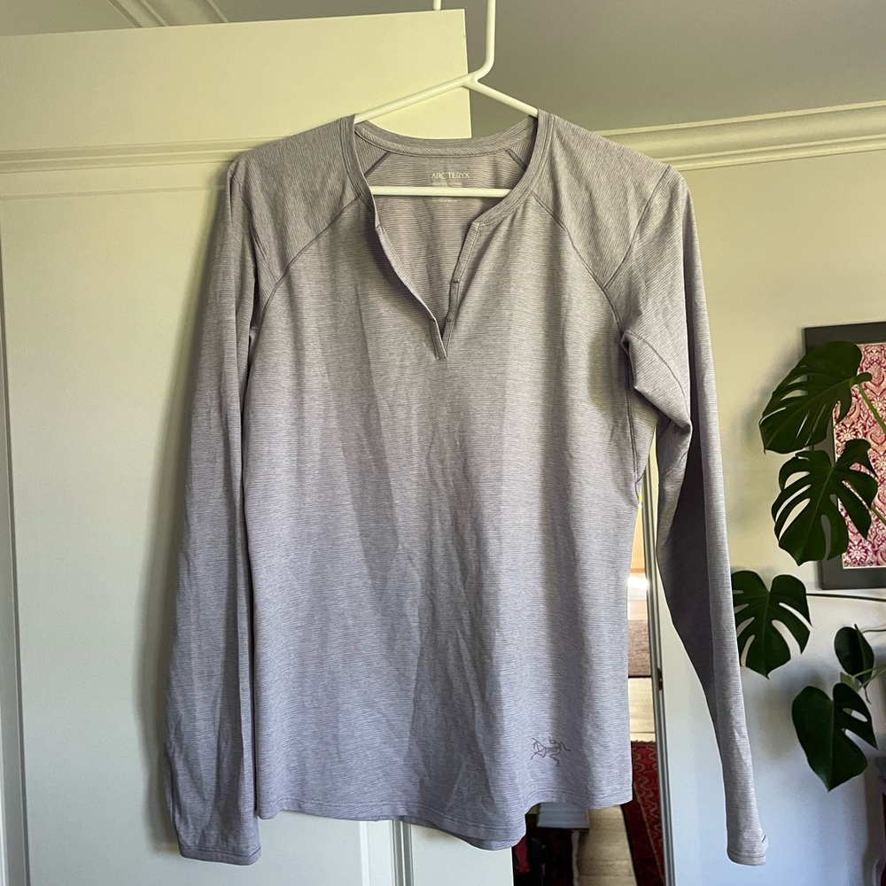Arc’teryx Women’s Henley LS